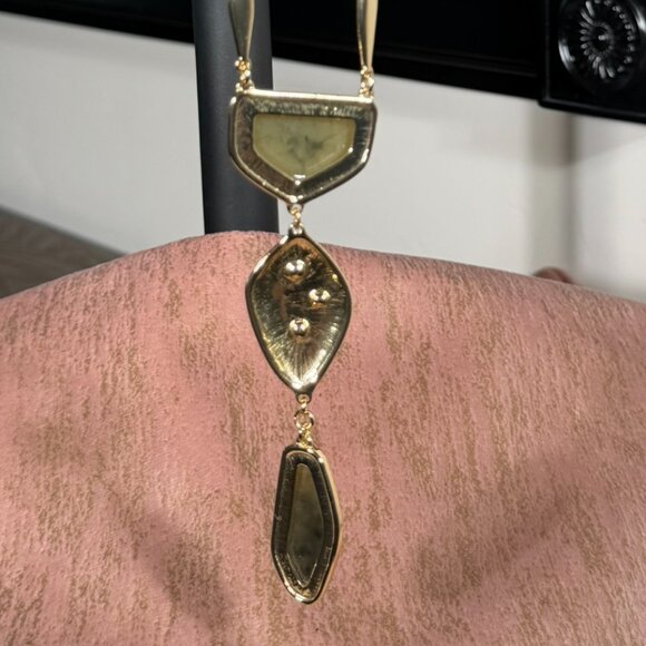 Natural Agate Stones • Gold-Tone Chain • Long Pendant Necklace • Boho Statement - Picture 3 of 7